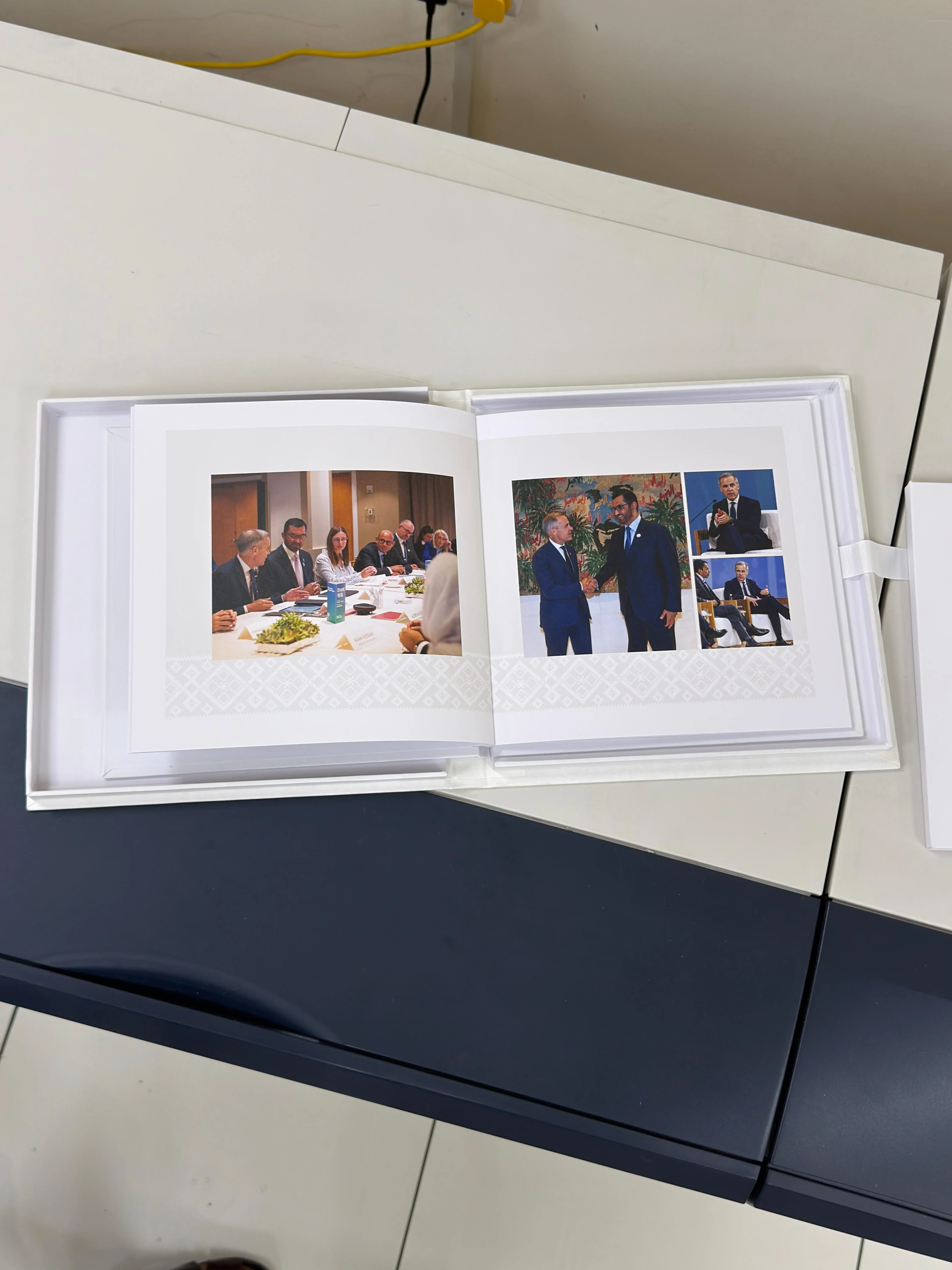 Presentation Folder — Detail